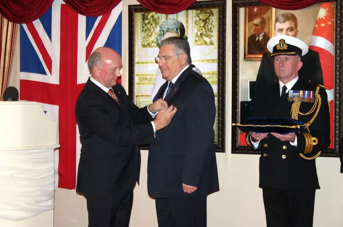 Türk İş Adamına İngiliz Kraliyet Nişanı