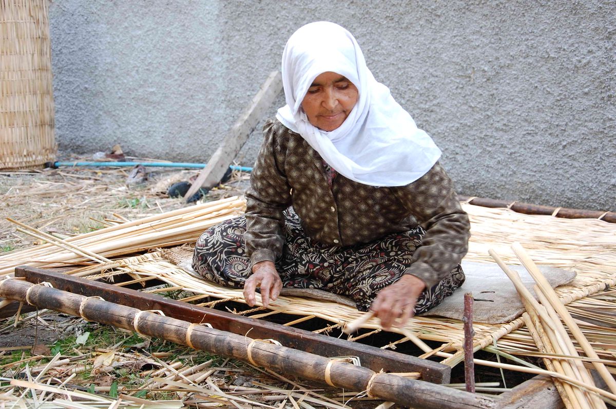 55 Yıldır Hasır Dokuyor