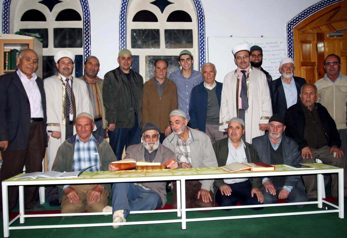 60 Yaşından Sonra Kur\'an Öğreniyorlar