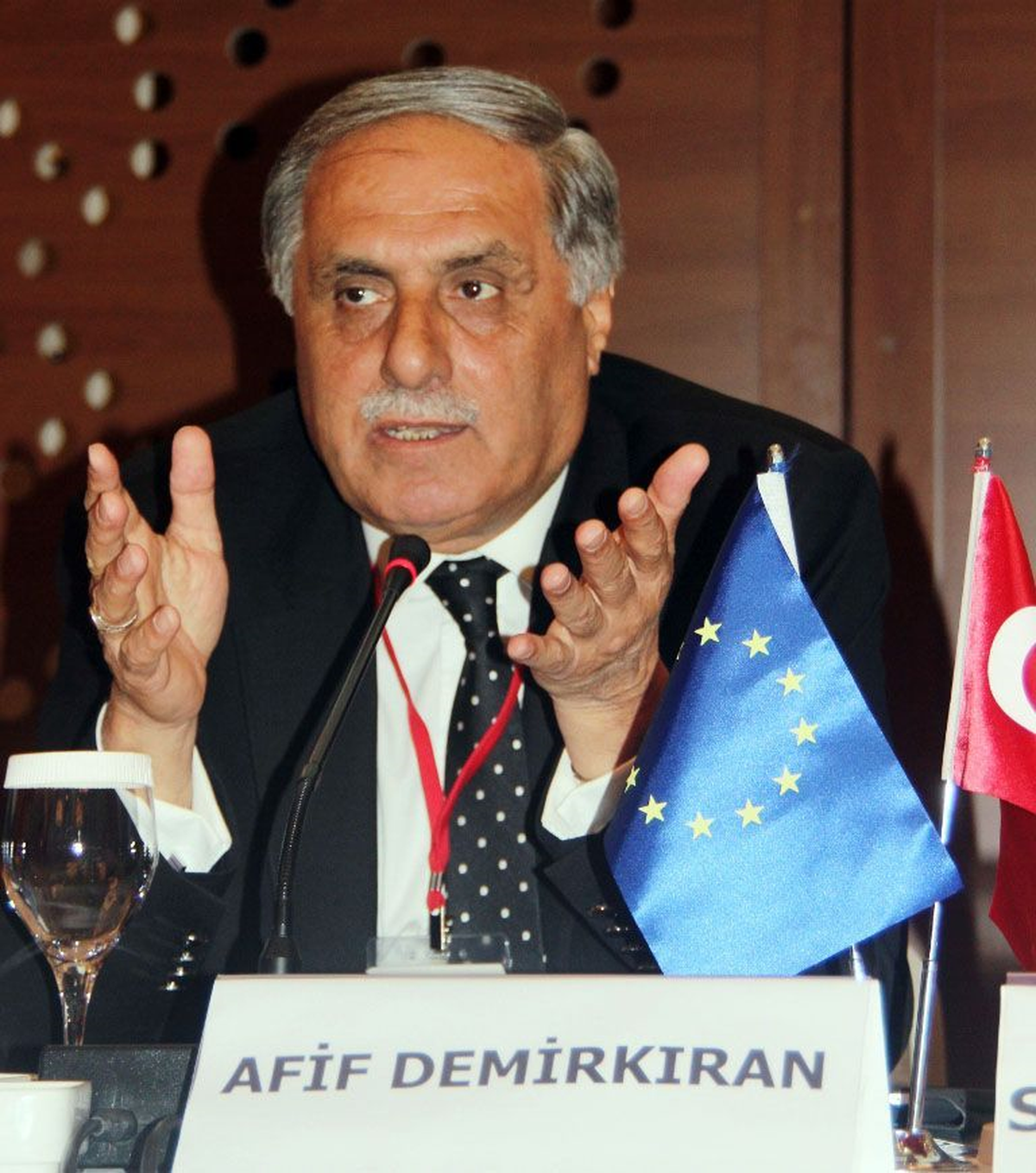 "Siirt Kentsel Dönüşüm Projesi\'ndeki İller Arasındadır"