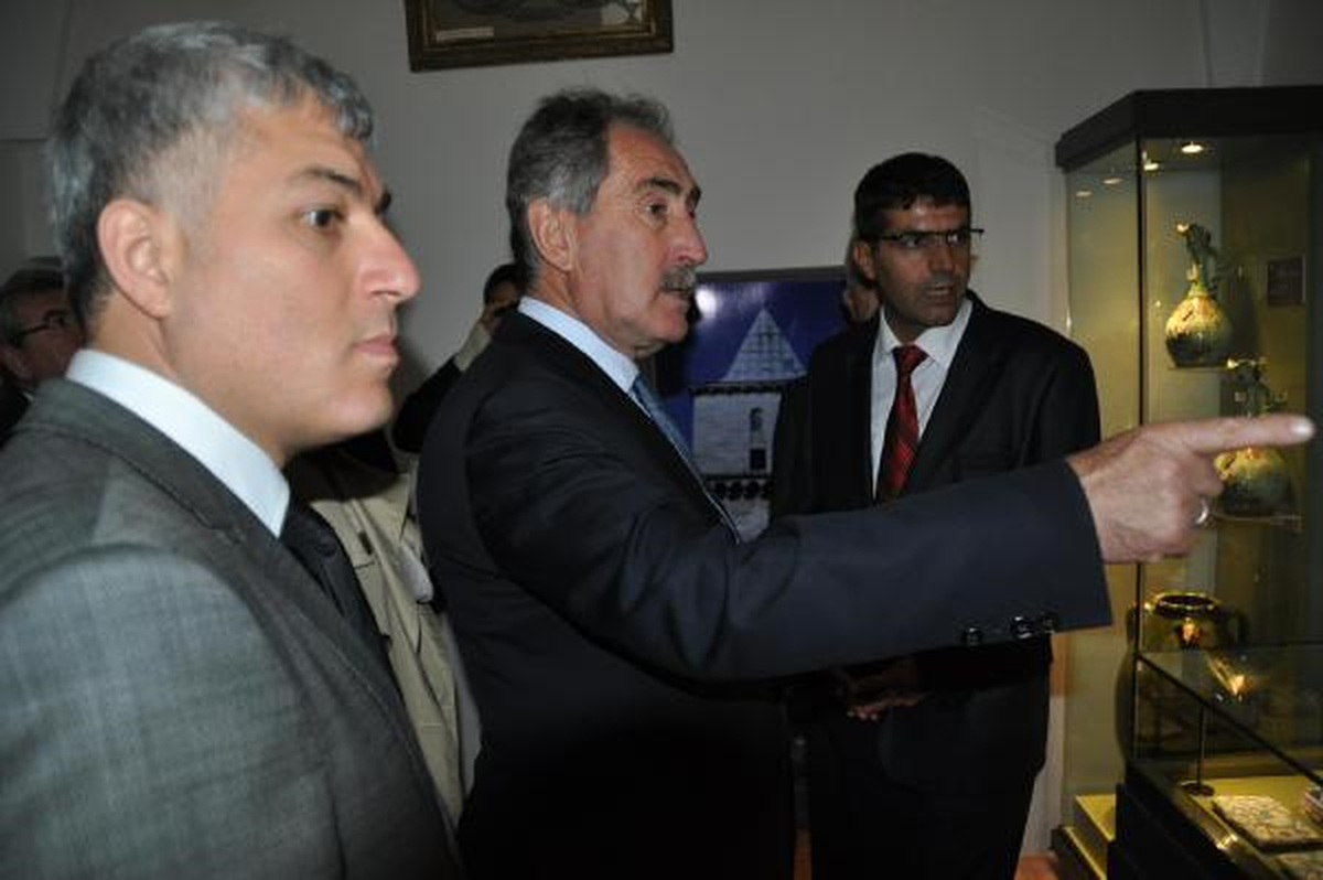 Sınırda Ele Geçen Tarihi Eserler Türkiye\'ye İade Edilecek