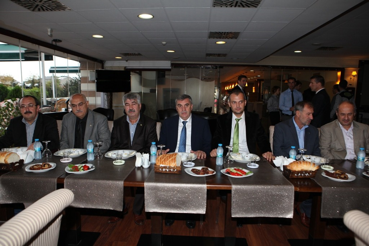 Başkan Tocoğlu Yerel Kültür Derneği ile Bir Araya Geldi