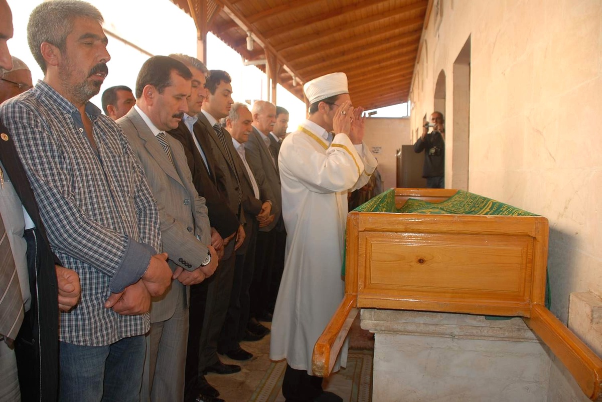 Eski Belediye Başkanı Kadri Barut Vefat Etti