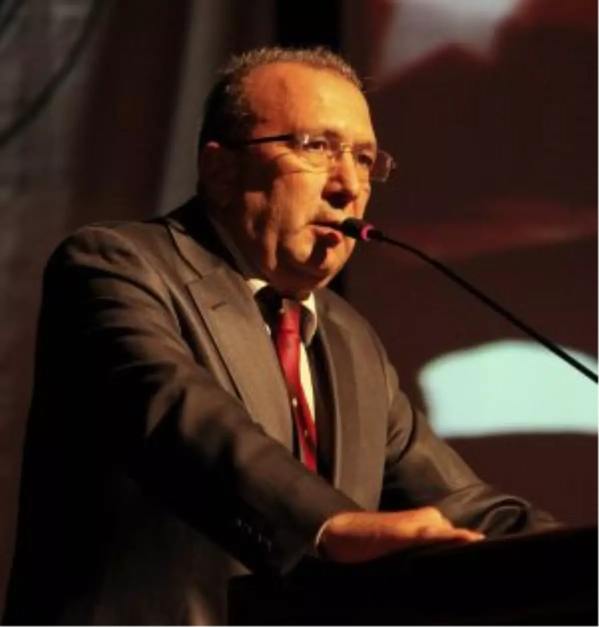 GAÜN\'de "Çocuk Eğitimi - Çocuk Edebiyatı"