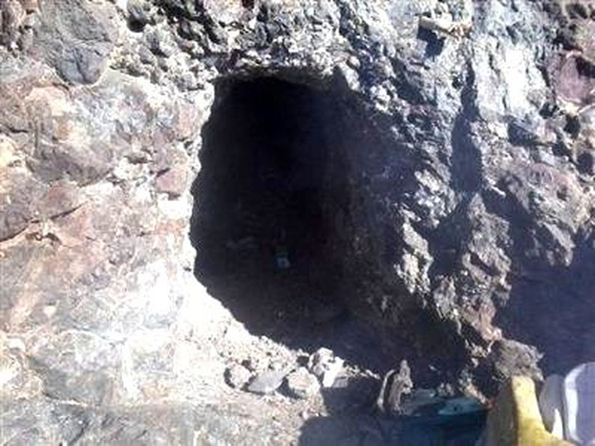 Hakkari\'de PKK\'lıların Kışı Geçireceği Mağara Ortaya Çıkartıldı
