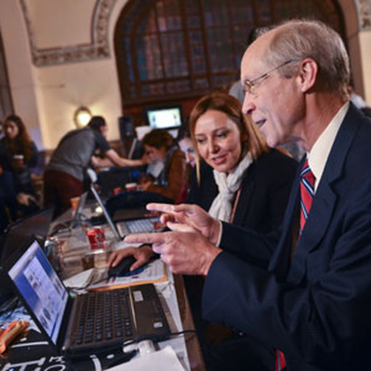 Haydarpaşa\'da ABD Seçimi Heyecanı