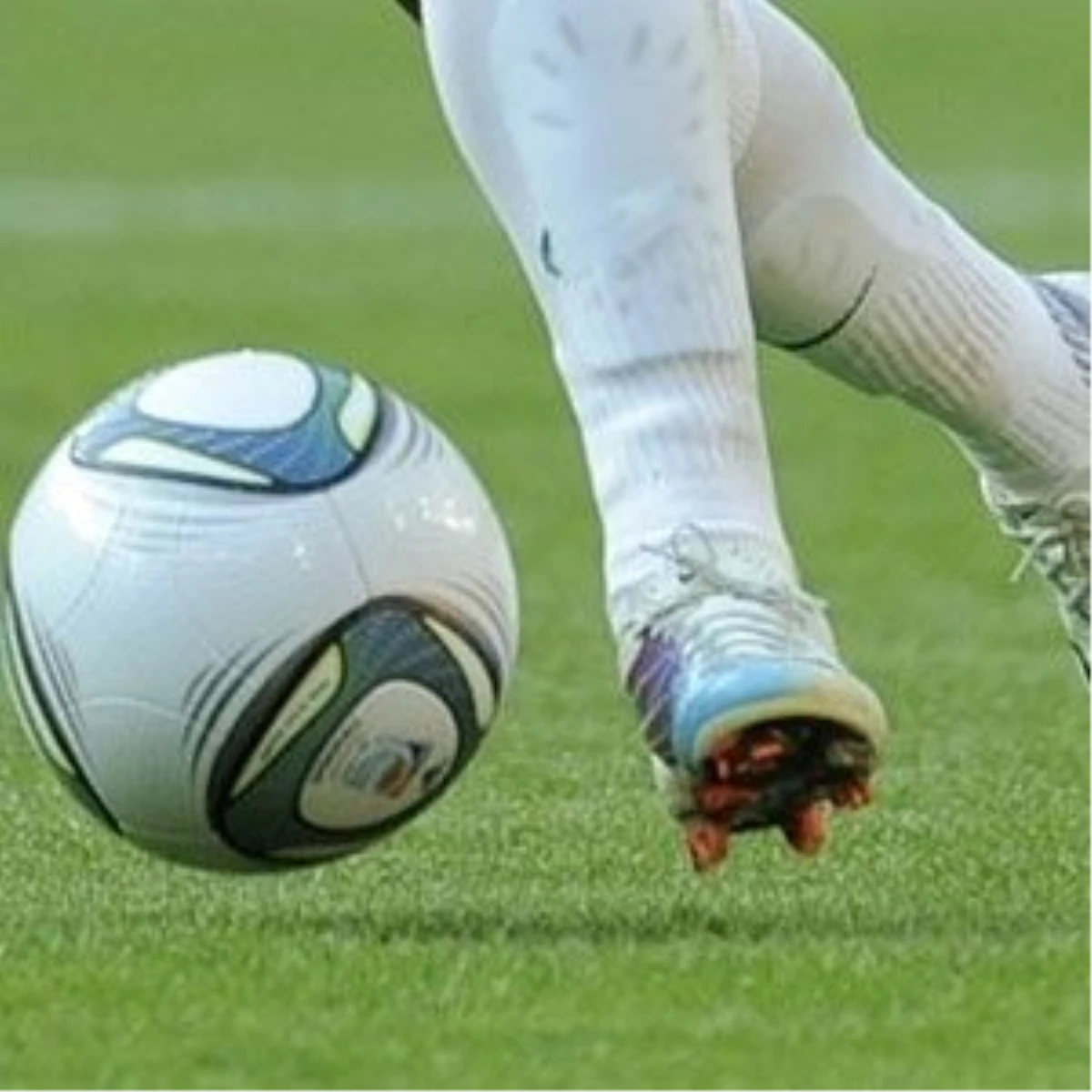 Kepez\'de "Genç Kramponlar Futbol Turnuvası" Başladı