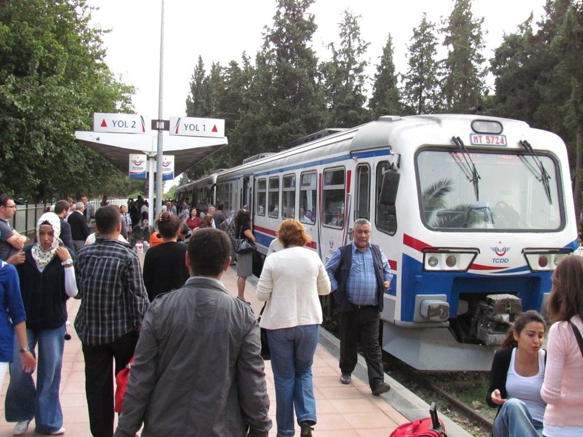 Ödemiş\'e Hafta Sonu Tren Seferlerinden 2\'si İptal Edildi