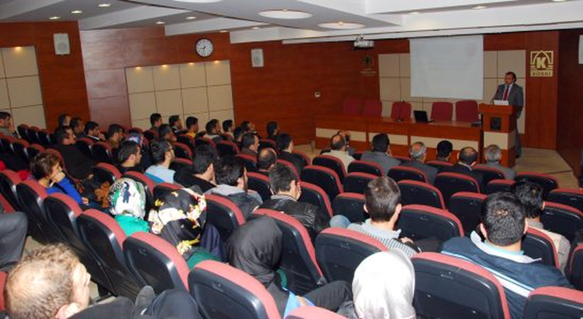 Süs Hayvanı Satışı Yapanlara Eğitim Verildi