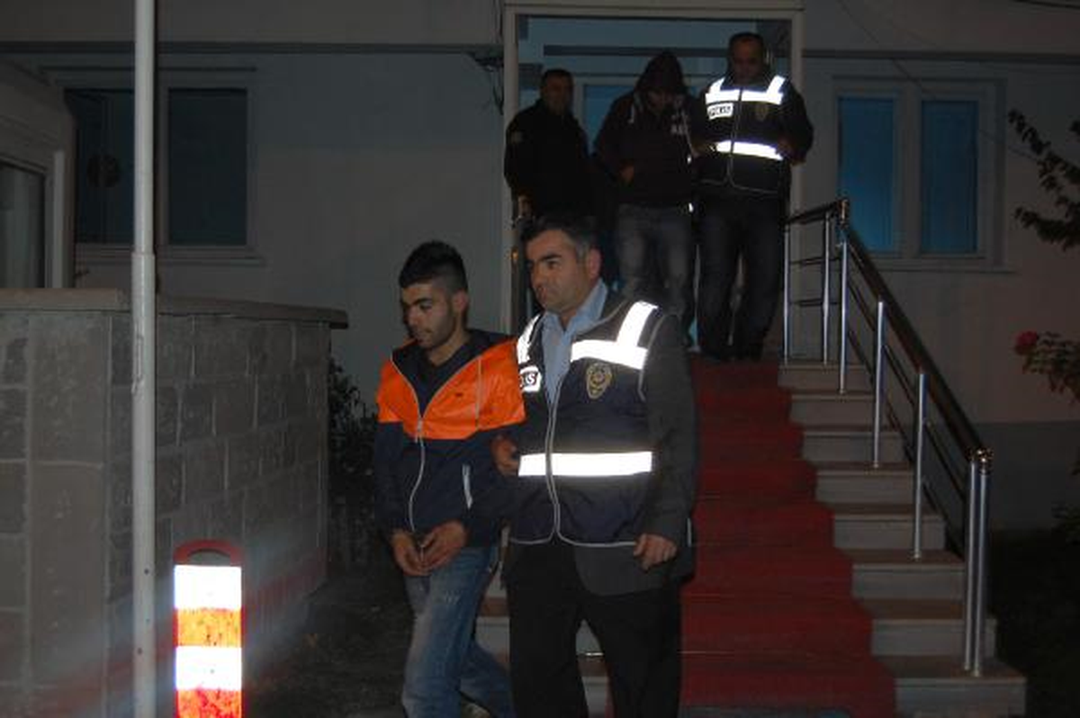 Taşköprü\'de Uyuşturucu Operasyonu: 12 Gözaltı