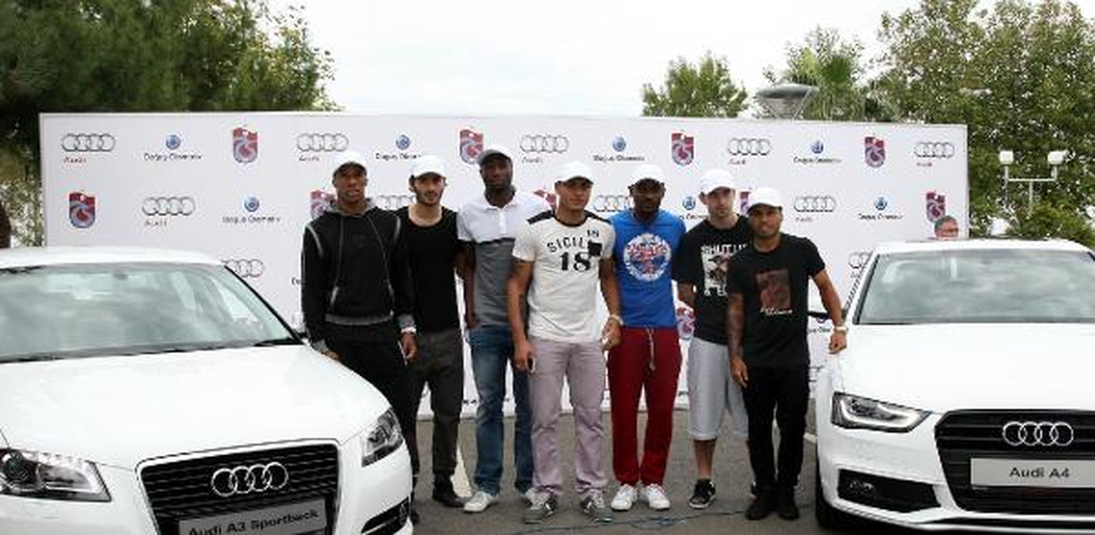 Trabzonspor\'a 12 Otomobil
