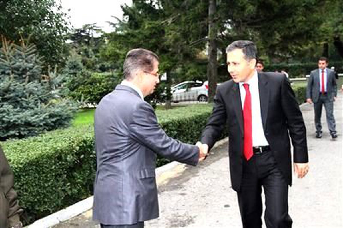 Vali Yerlikaya\'dan Kaymakam Doğan\'a İade-İ Ziyaret