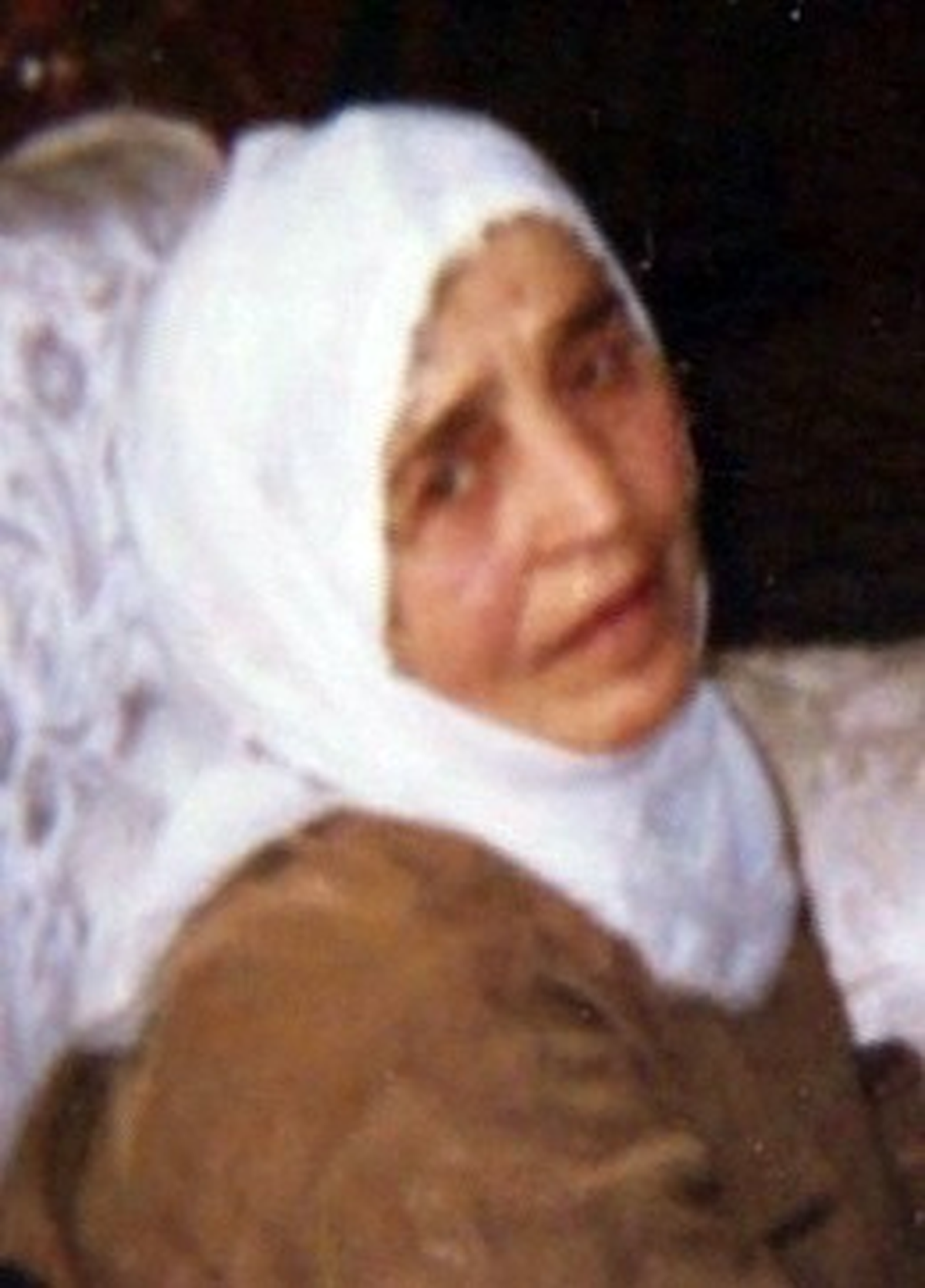 Yaşlı Adamın Cenazesi, Kötü Kokunun Sebebi Araştırılınca Bulundu
