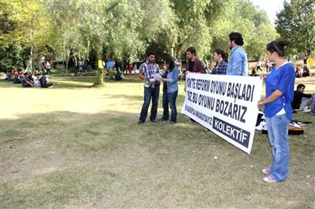 YÖK Protestosuna 6 Eylemci 14 Basın Mensubu Katıldı
