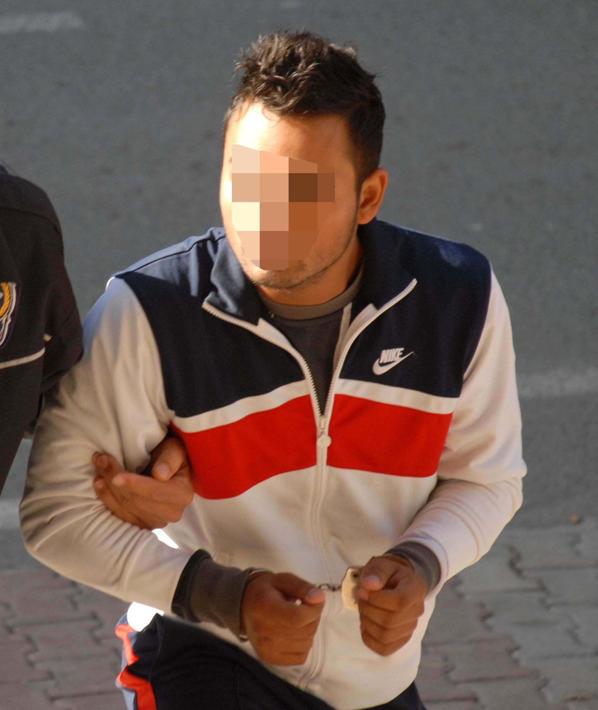 14\'lük Hamile Eşini Darp Eden Koca Tutuklandı