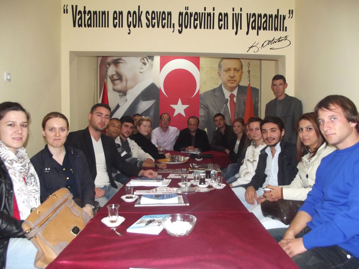 AK Parti Uzunköprü İlçe Teşkilatı; Ana Kademe, Gençlik ve Kadın Kolları Bir ve Beraber Olarak, Uyum...