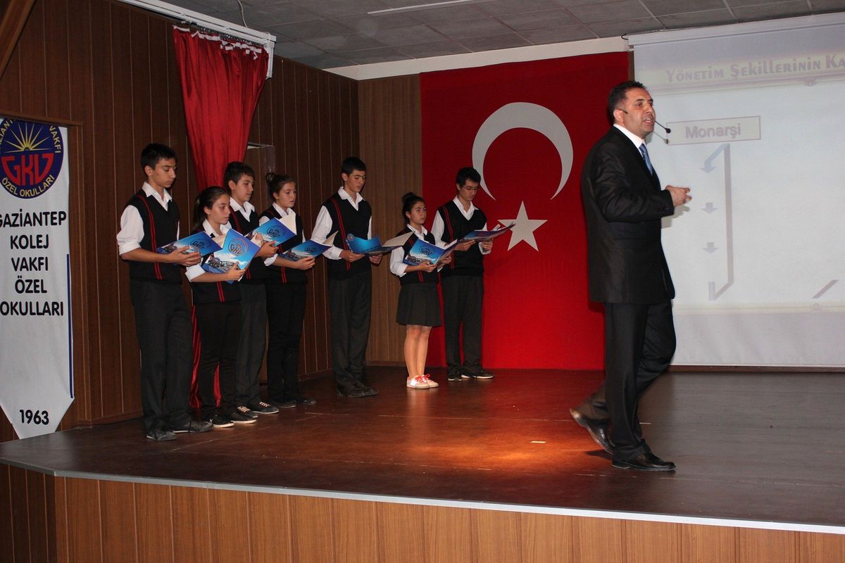 'Atatürk'ün Hayatı ve Atatürk İlkeleri' Konulu Sunum Düzenlendi