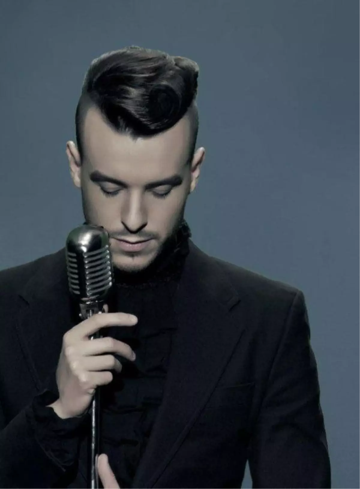 Cem Adrian; 9 Kasım\'da Jolly Joker İstanbul\'da!
