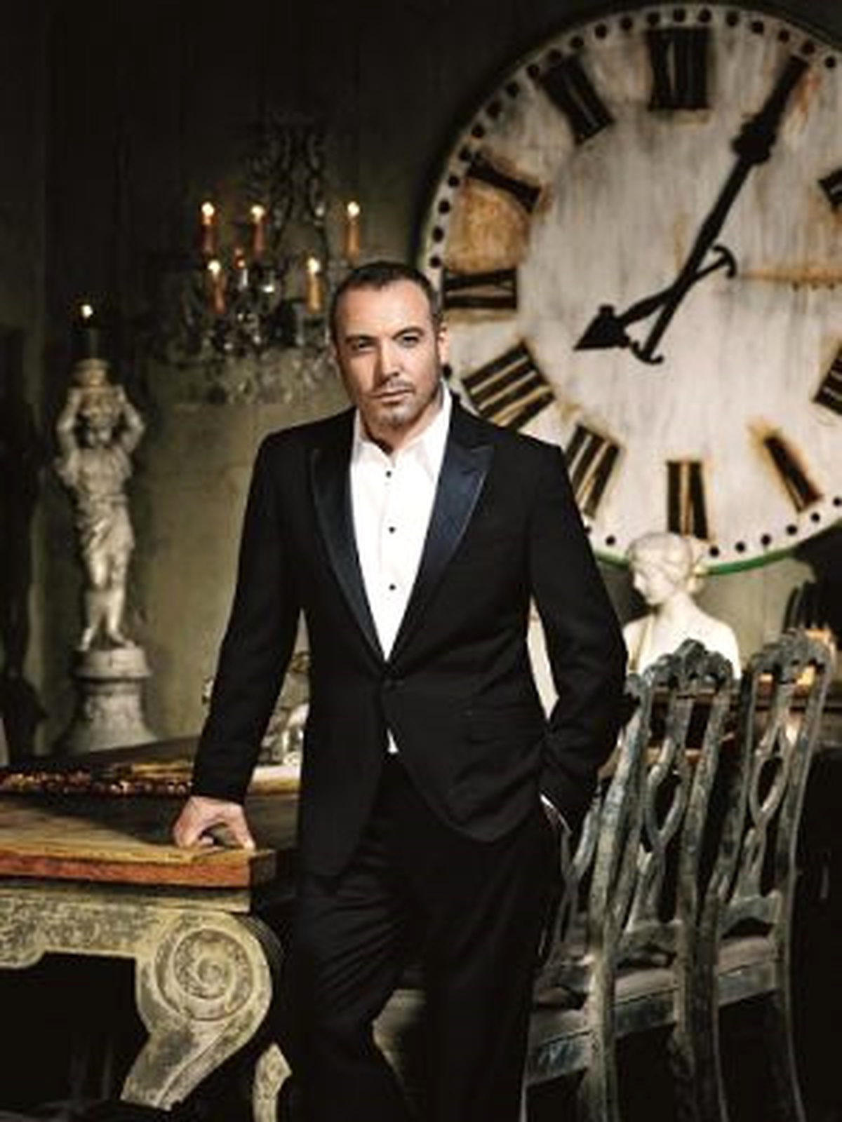"Cenk Eren\'in Evi"nde Kahkahalar Dolup Taşıyor