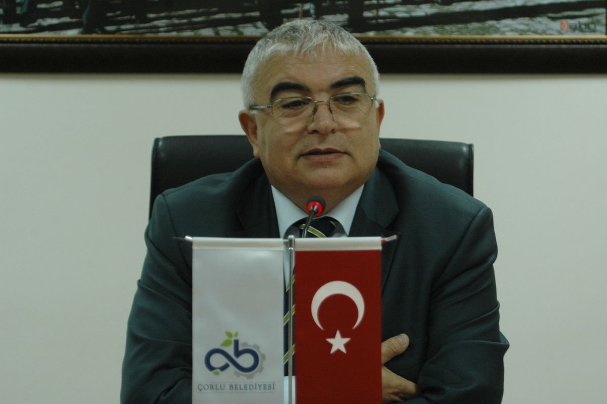 Çorlu Belediye Başkanı Ünal Baysan\'dan Meclis Üyelerine Cumhuriyet Parkı Teşekkürü