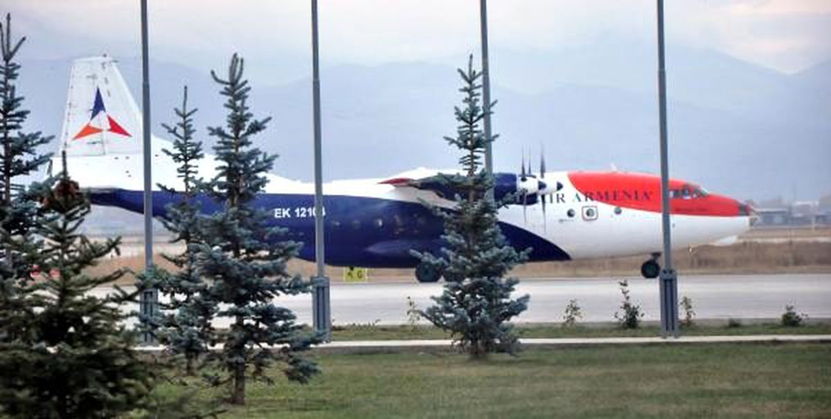 Ermenistan\'dan Suriye\'ye Giden Kargo Uçağı Erzurum\'a İndirildi (1)