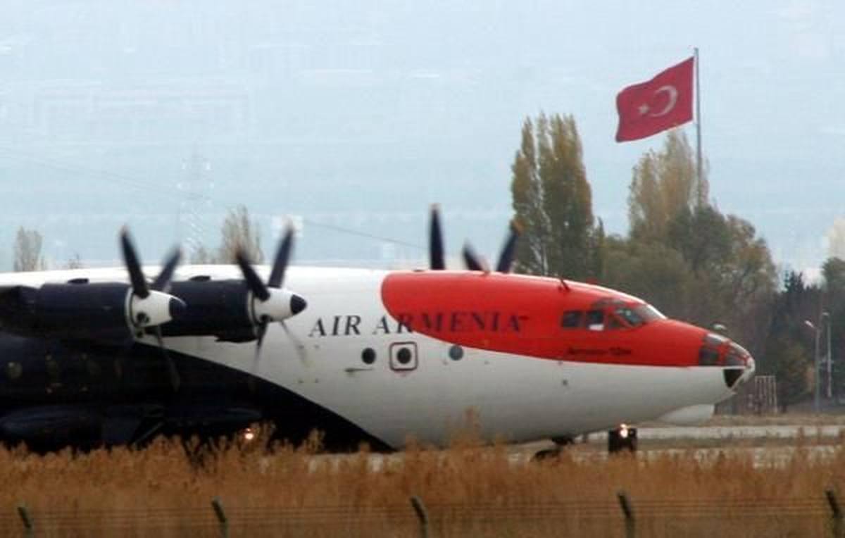 Ermenistan\'ın Kargo Uçağı Erzurum\'a İndirildi