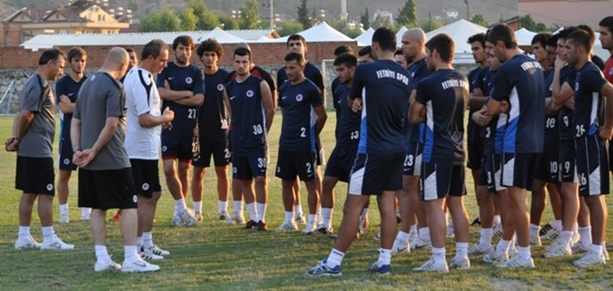 Fethiyespor\'a Taraftar Desteği
