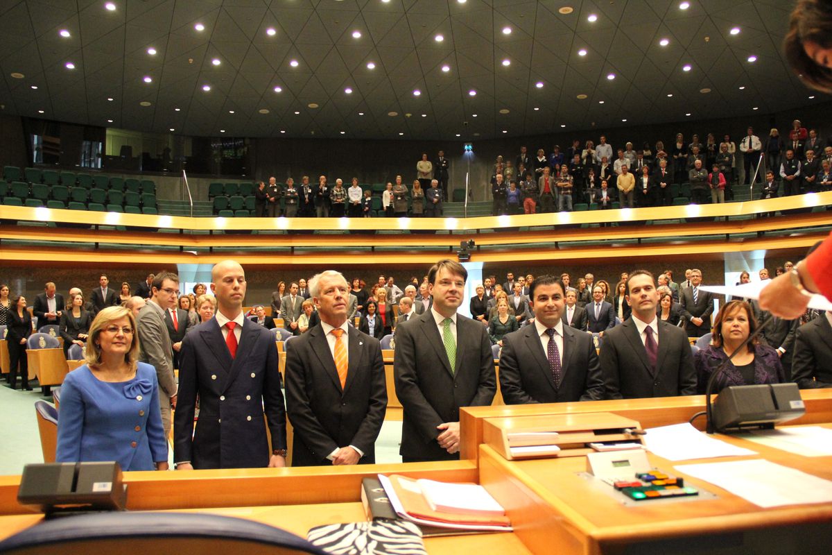 Hollanda'da Türk Kökenli Milletvekili Sayısı 5'e Yükseldi