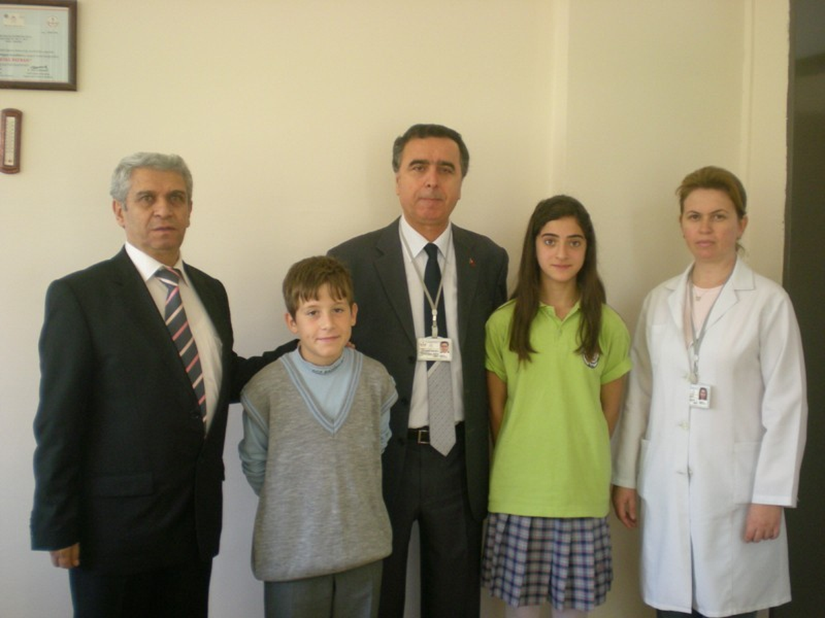 İlkokul Öğrencileri Sandığa Gitti
