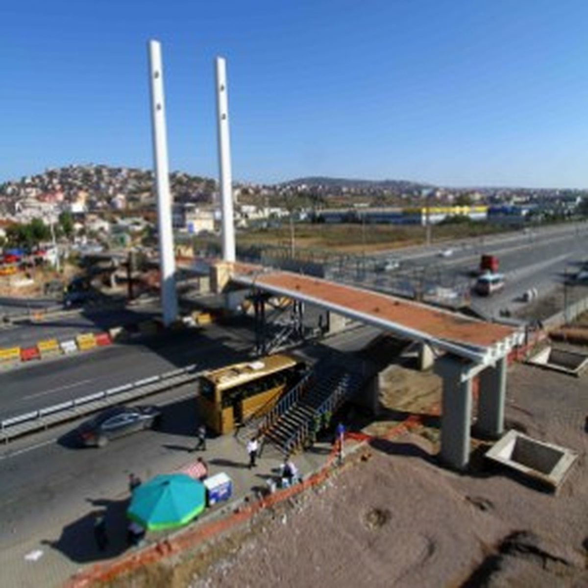 Kocaeli Girişine Muhteşem Üst Geçit
