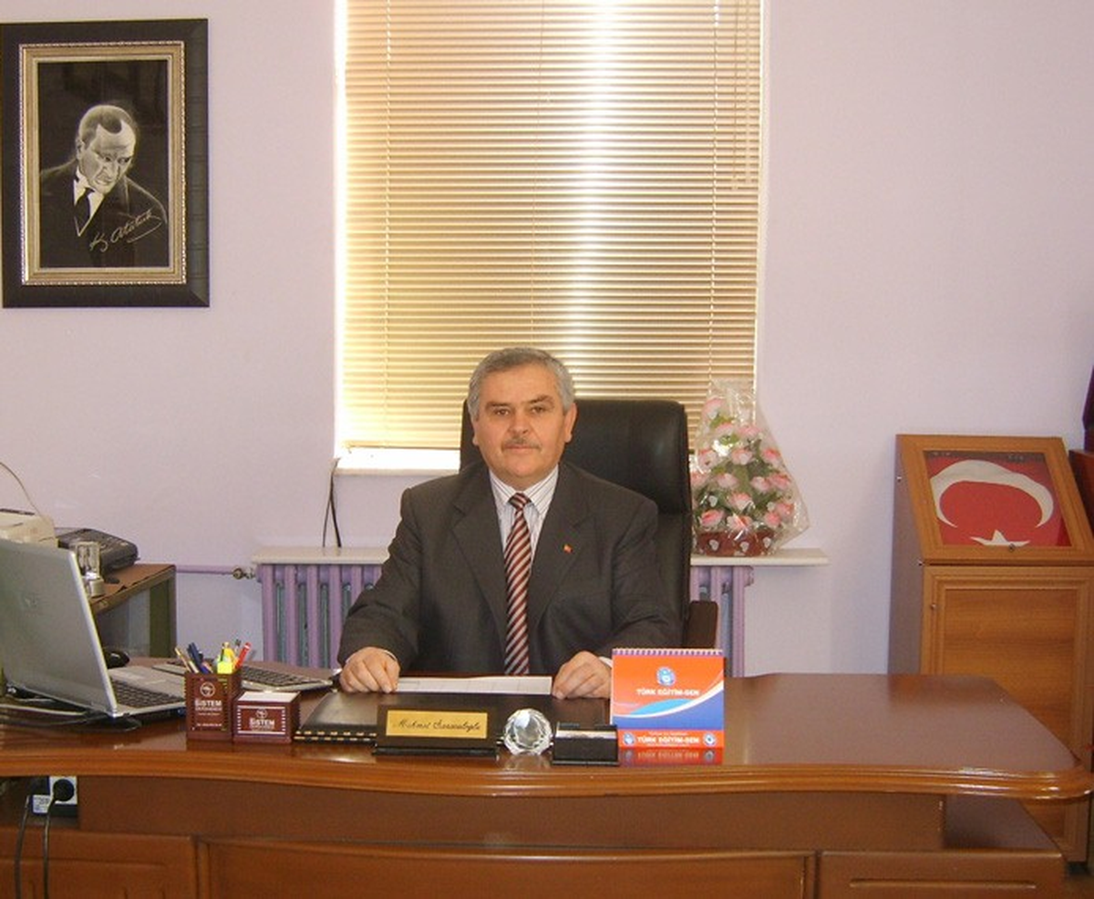 Kula\'da Okullar Hayat Buluyor