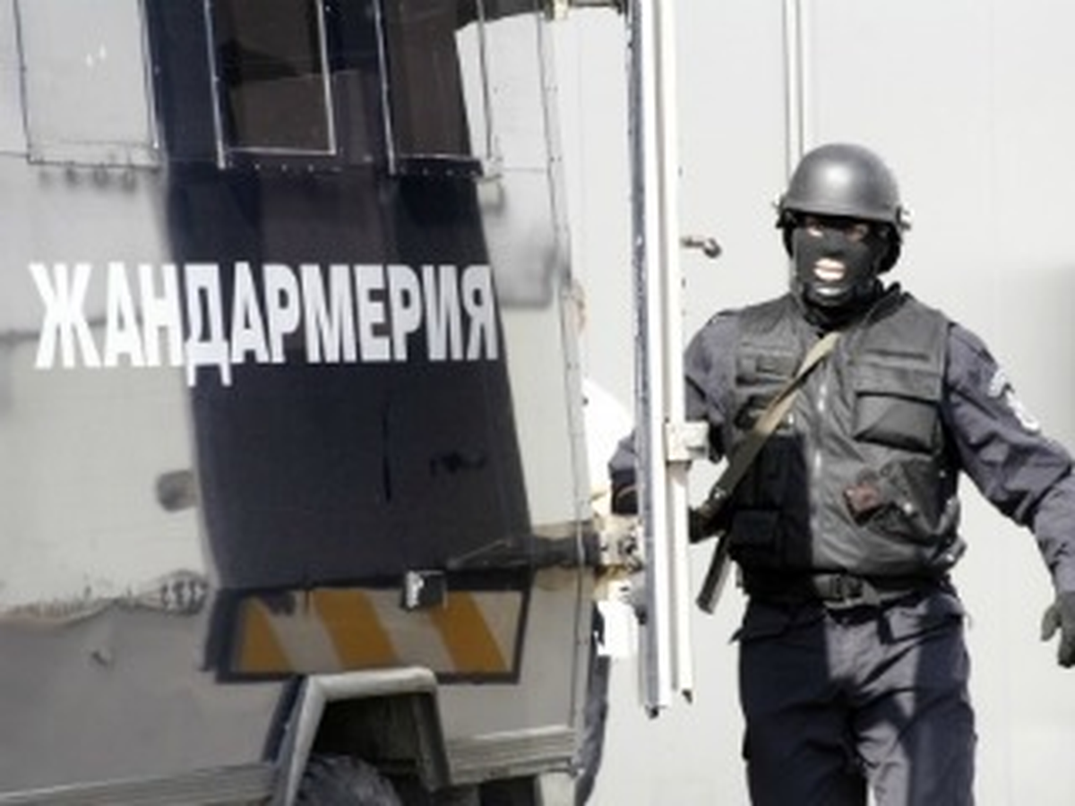 Makedon Polisi 14 İnsan Kaçakçısını Yakaladı