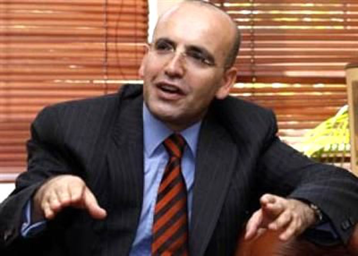 Maliye Bakanı\'ndan \'Ağır\' Uyarı