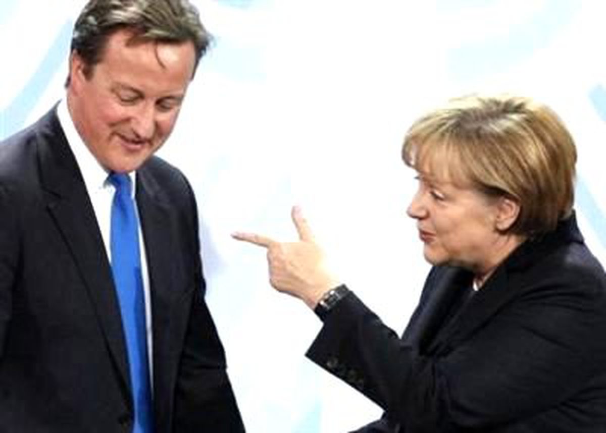 Merkel Cameron\'u İkna Turunda