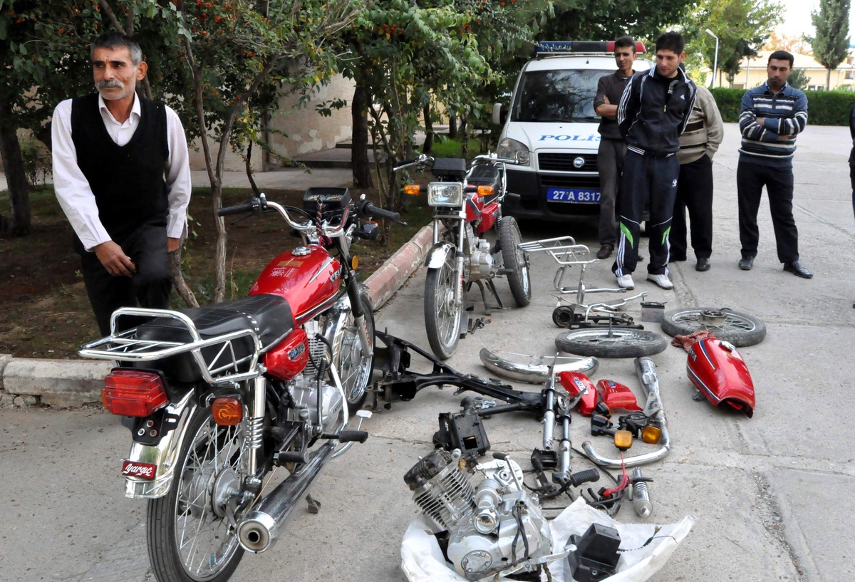 Motosiklet Hırsızlığı İddiasıyla 3 Kişi Gözaltına Alındı