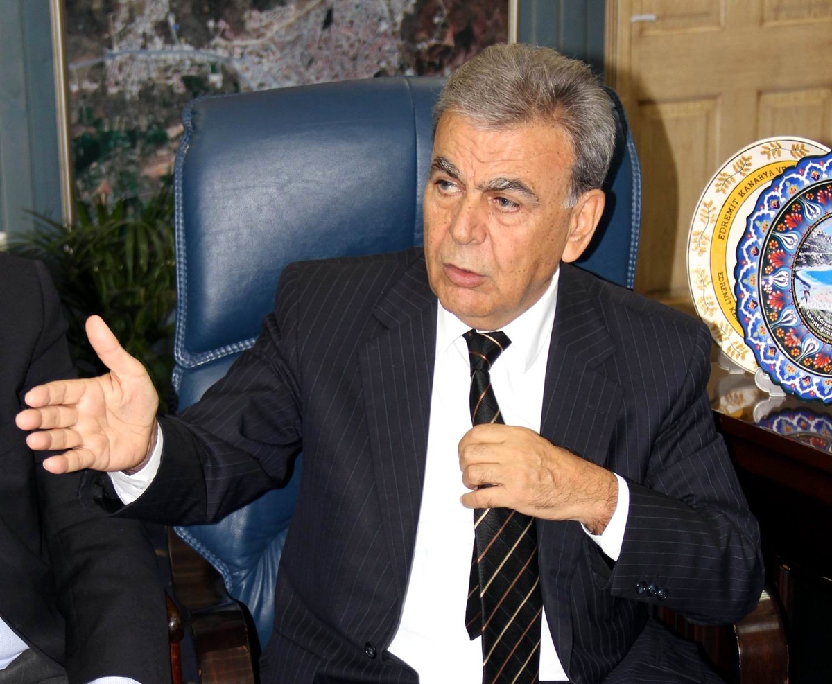 (Özel Haber) İzmir Büyükşehir Belediye Başkanı Aziz Kocaoğlu Açıklaması
