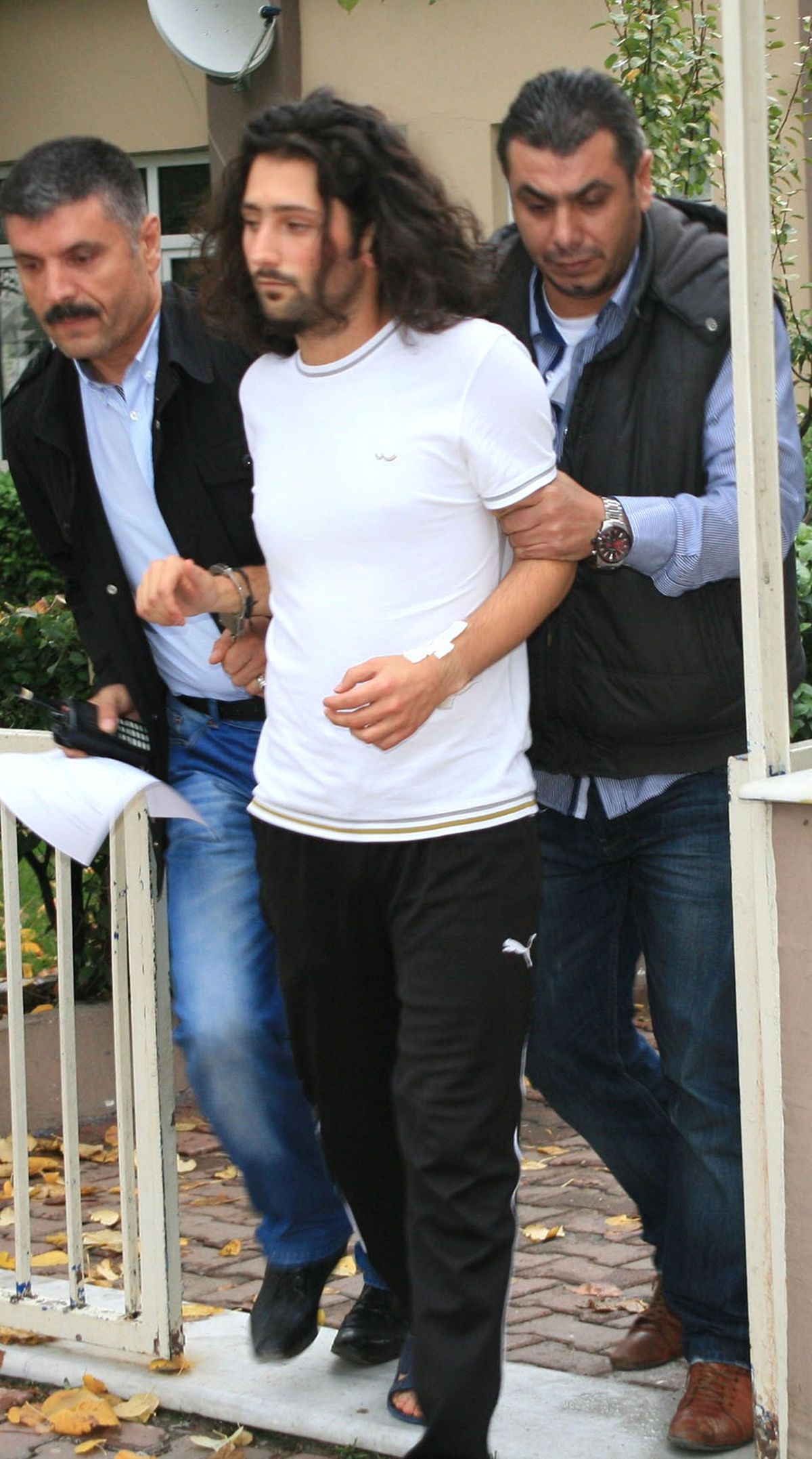 Şakalaşan Üniversiteli Öğrenci 4. Kattan Düştü