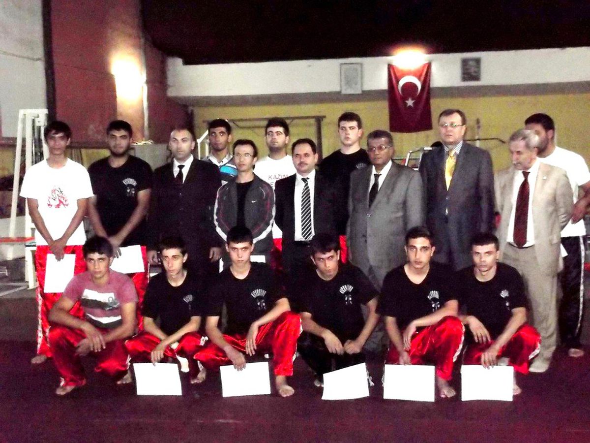Sarıgöl\'de Kick Boks Belge Töreni