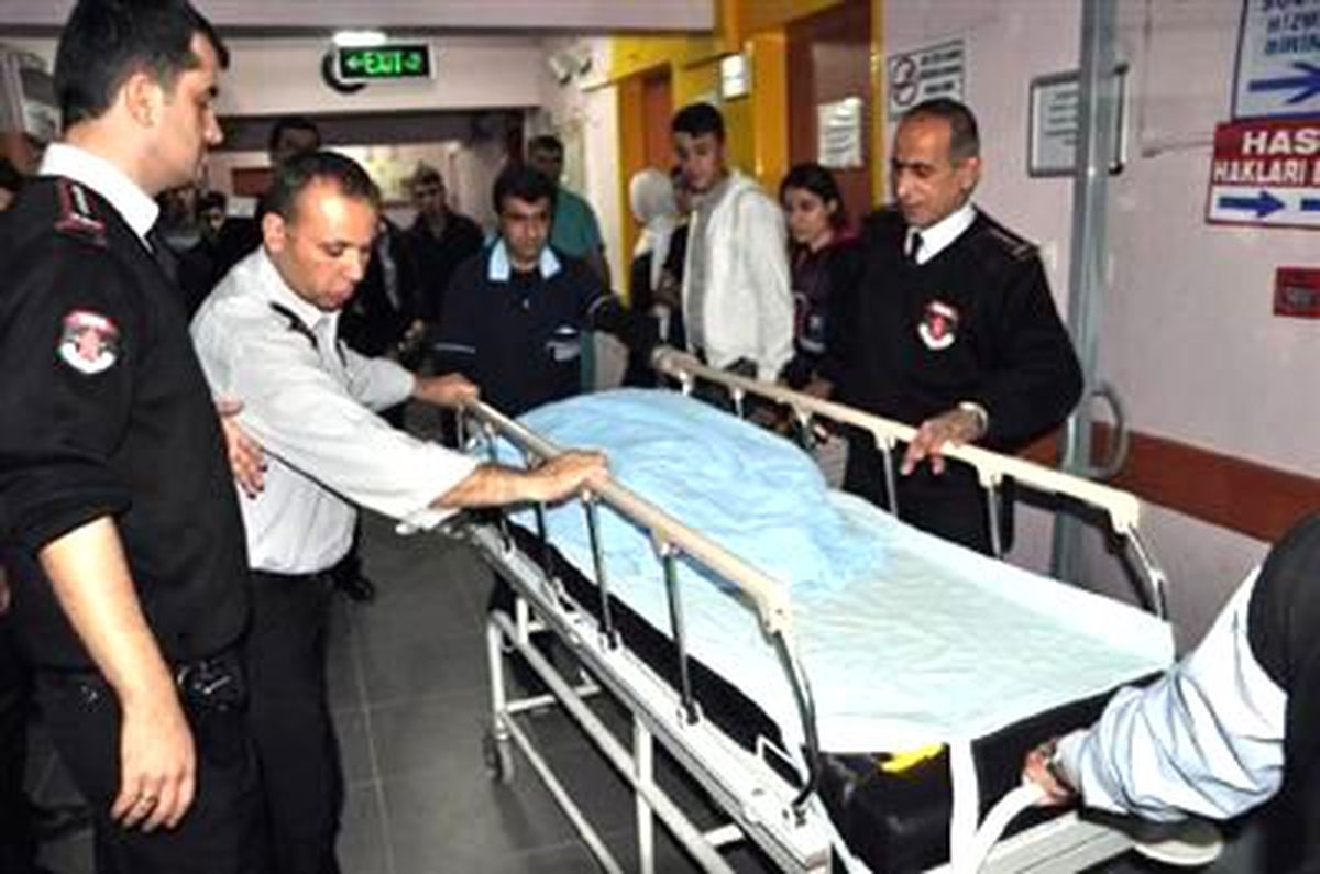 Sokakta Buldukları Şişedeki Sıvıyı İçen 3 Çocuktan Biri Öldü