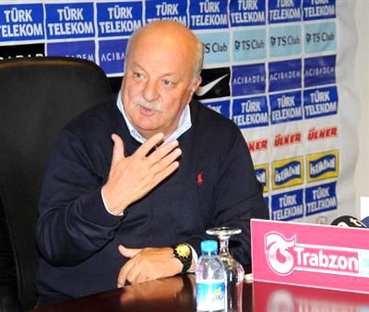 Trabzonspor Başkanı Şener: Yönetimde Kriz Yok