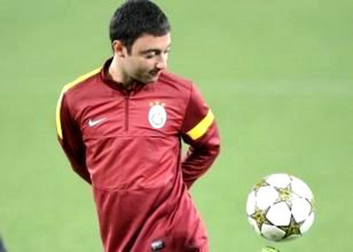 Mert, UEFA\'da Futbolcu Oldu!