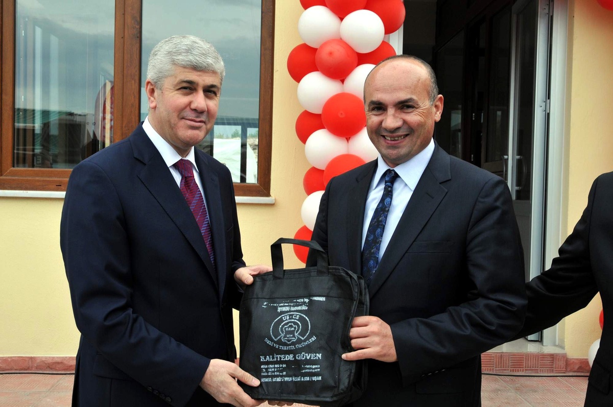 Uşak Belediyesi Cezaevi Girişine Ziyaretçi Bekleme Salonu İnşa Etti