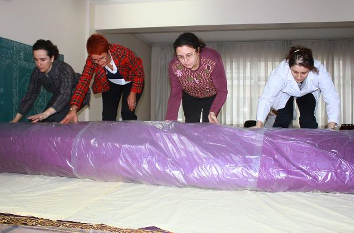 1\'nci Murat\'ın Yeni Sanduka Örtüsü
