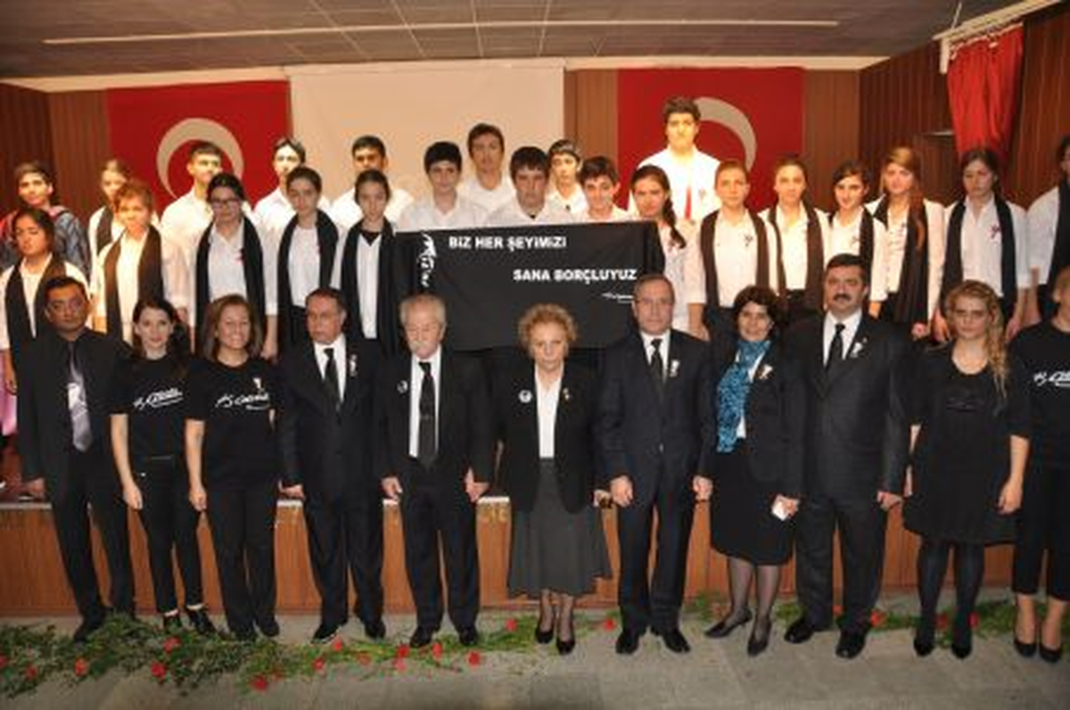 Atatürk GKV' de Hüzünle Anıldı