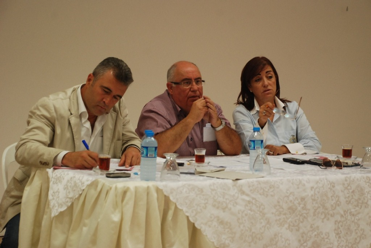 Ayvalık Belediye Meclisi Başkansız Toplandı