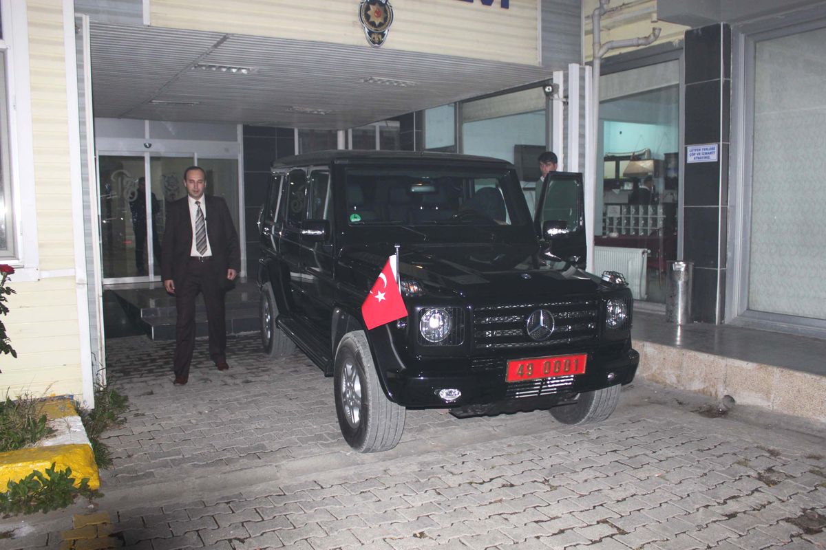 Başbakanlıktan Muş Valisine Zırhlı Araç