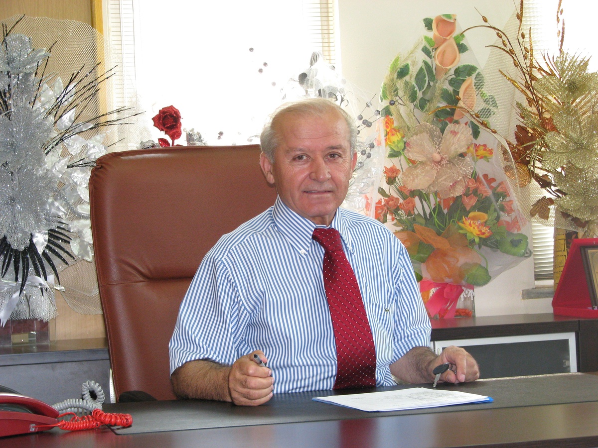 Belediye Başkanı Hasan İrtem;"Atatürk\'ün Bizlere Emanet Ettiği Devrimlerini ve Türkiye Cumhuriyeti...