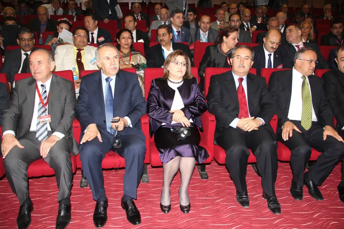 İpekyolu Belediye Başkanları Forumu Başladı