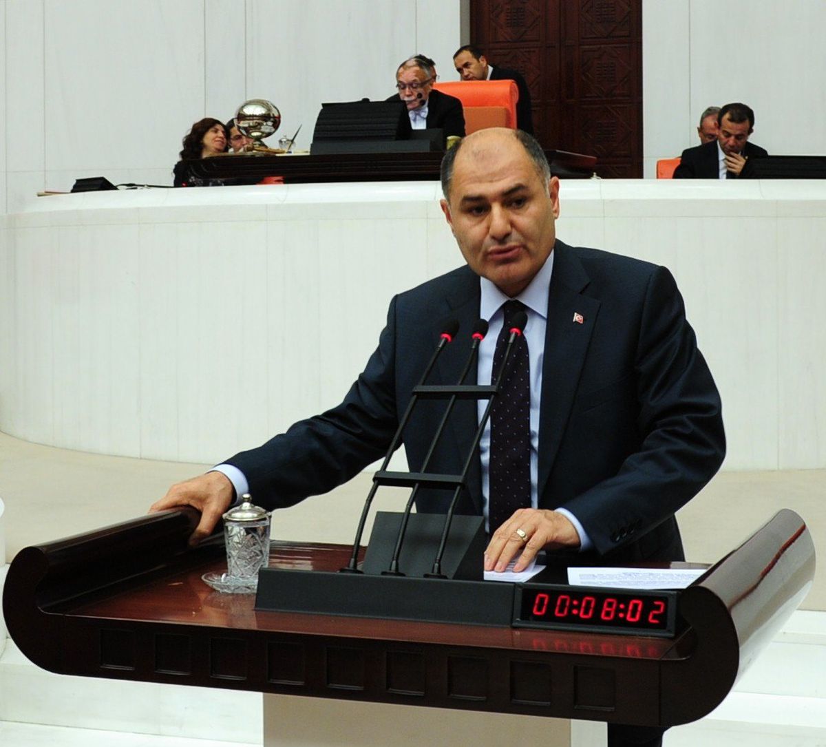 Kavaklıoğlu, Meclis Genel Kurulunda Muhtarları Konuştu