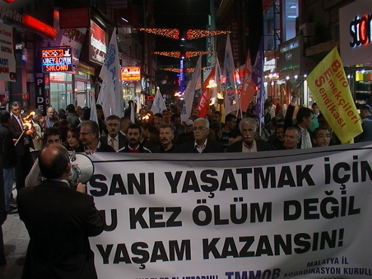 Kesk Üyeleri Açlık Grevlerinin Durdurulmasını İstedi